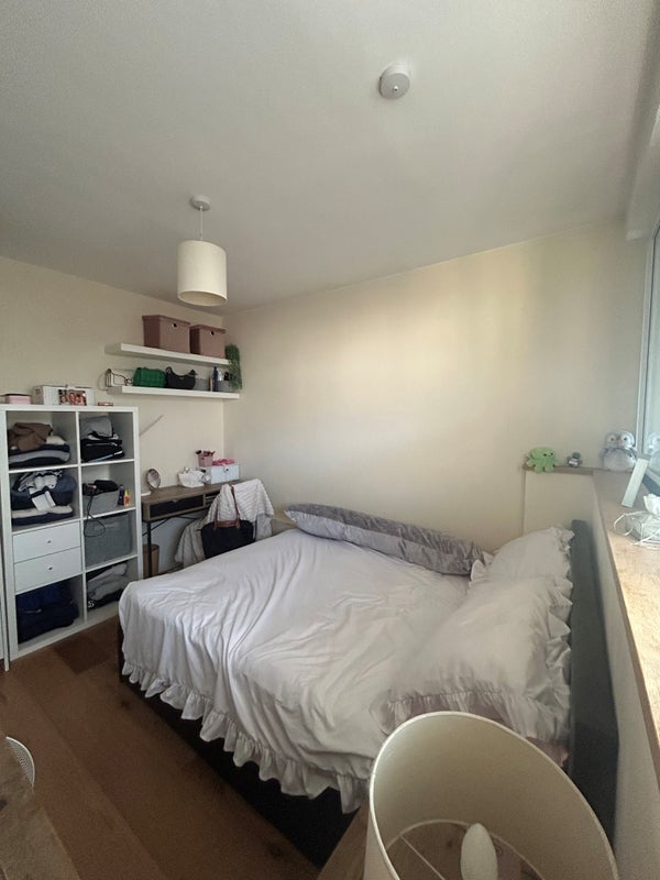 Room Lupus Street in City of Westminster