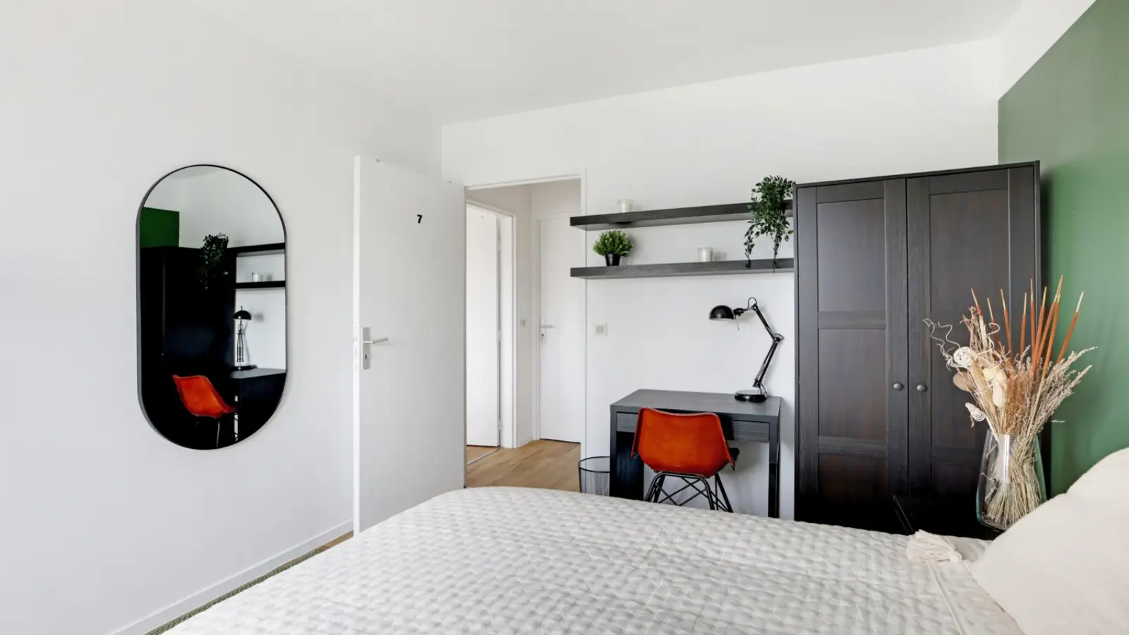 Chambre Rue de l'Abreuvoir à Courbevoie