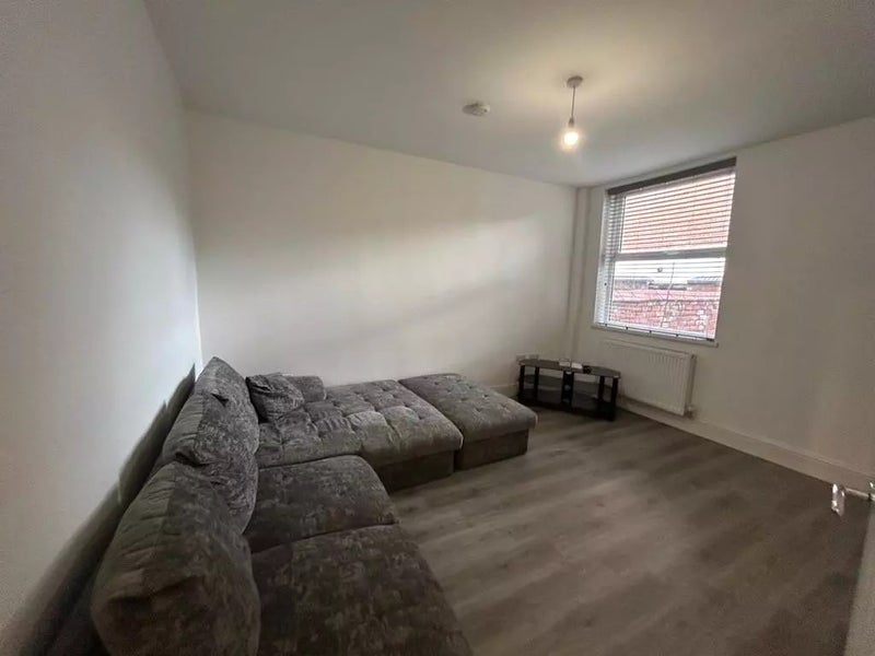 Room Gerald Road in Salford