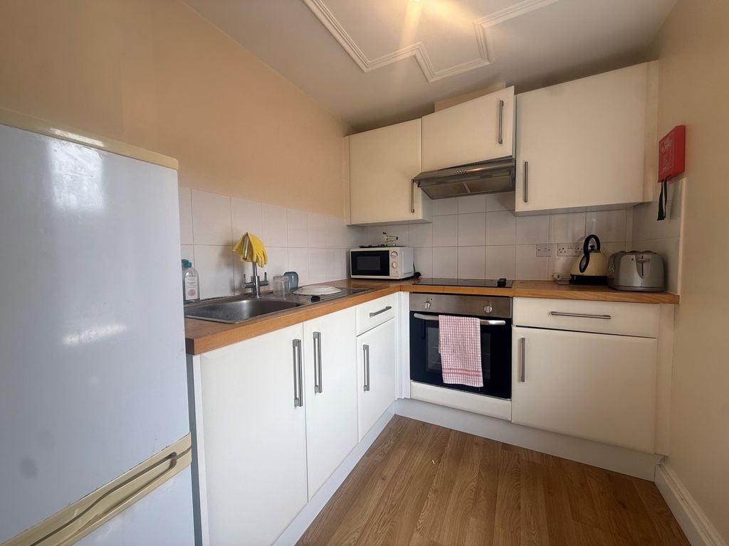 Flat Duncan Road in Chichester