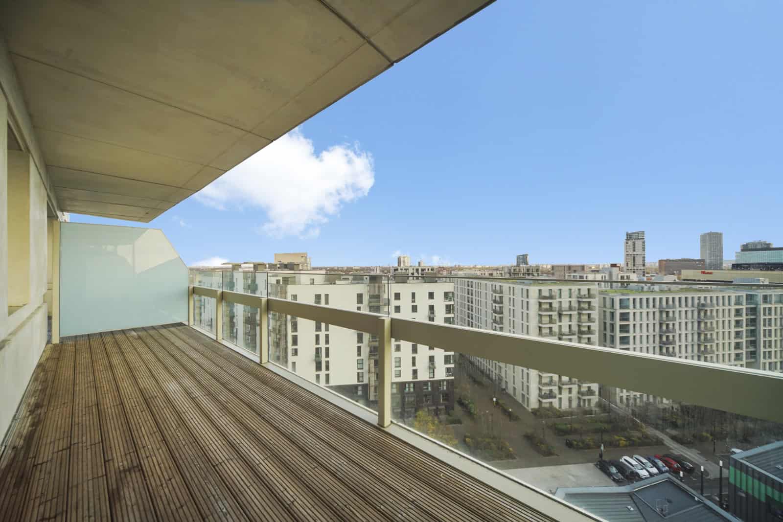 Flat Celebration Avenue in Greater London
