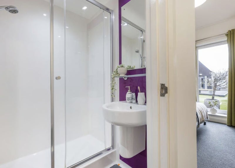 Room Blackfriars Road in Salford