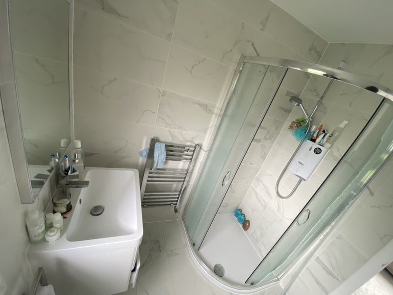 Room The Ridgeway in Greater London