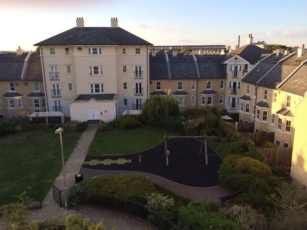 Flat St Matthew's Gardens in Cambridge