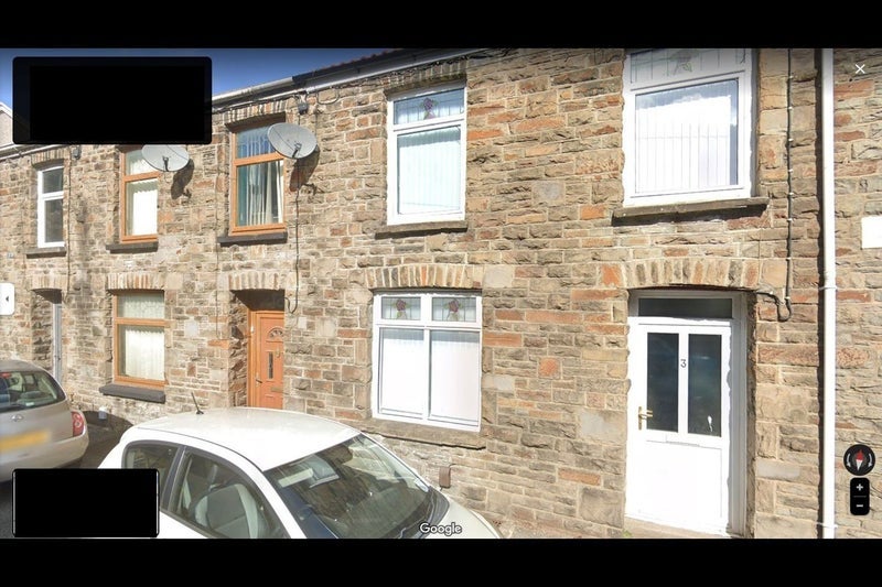 Room Wood Road in Pontypridd