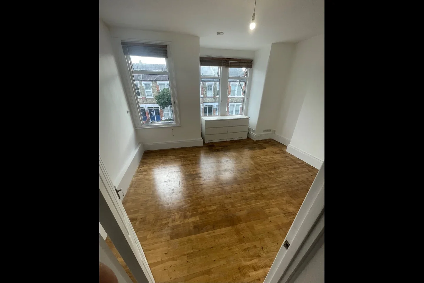 House Himley Road in Greater London