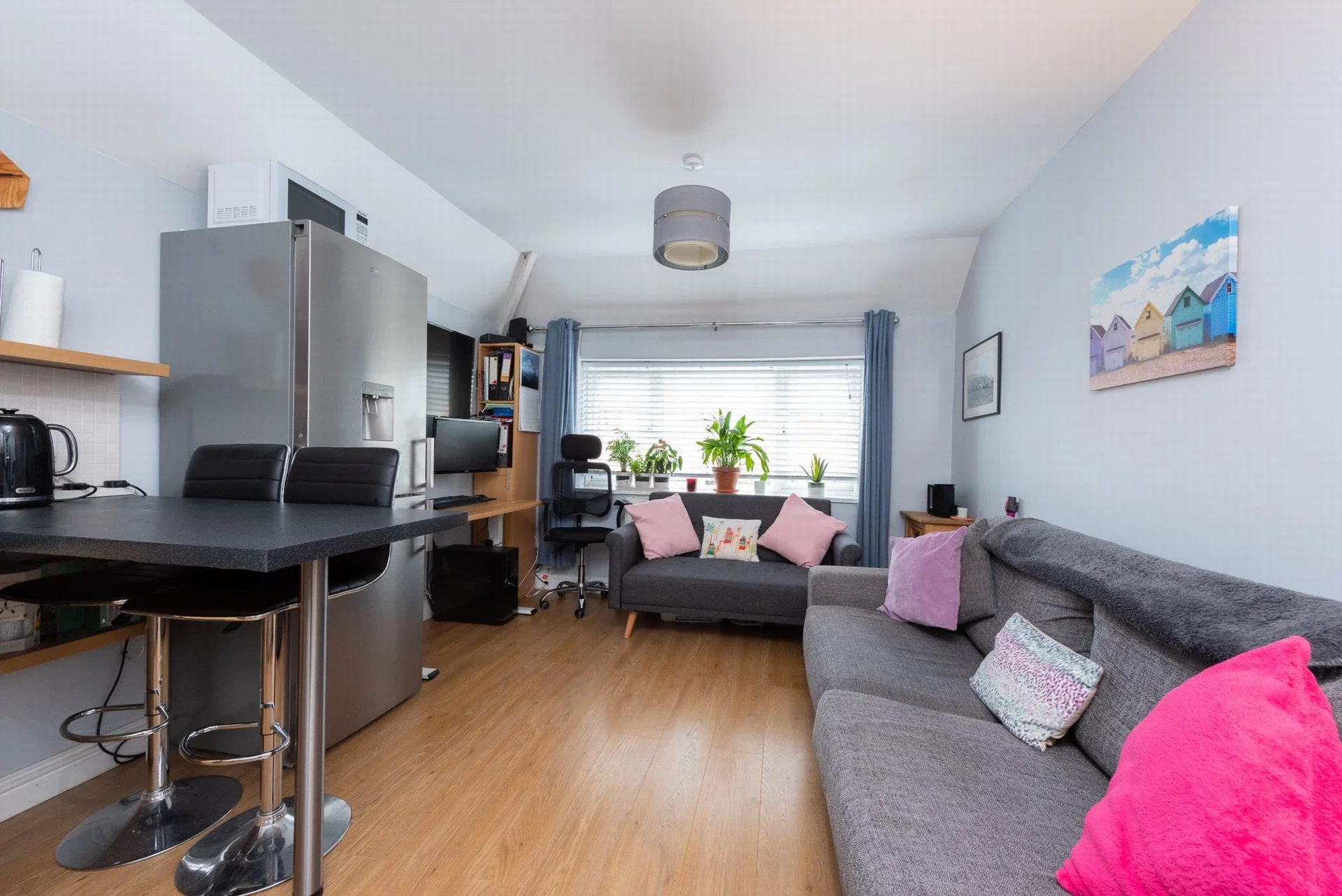 Flat York Road in Rushmoor