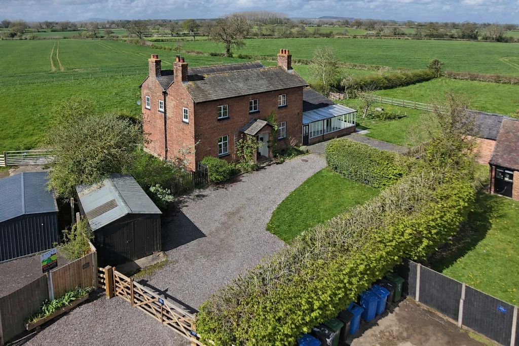 House Brockhurst Road in South Staffordshire