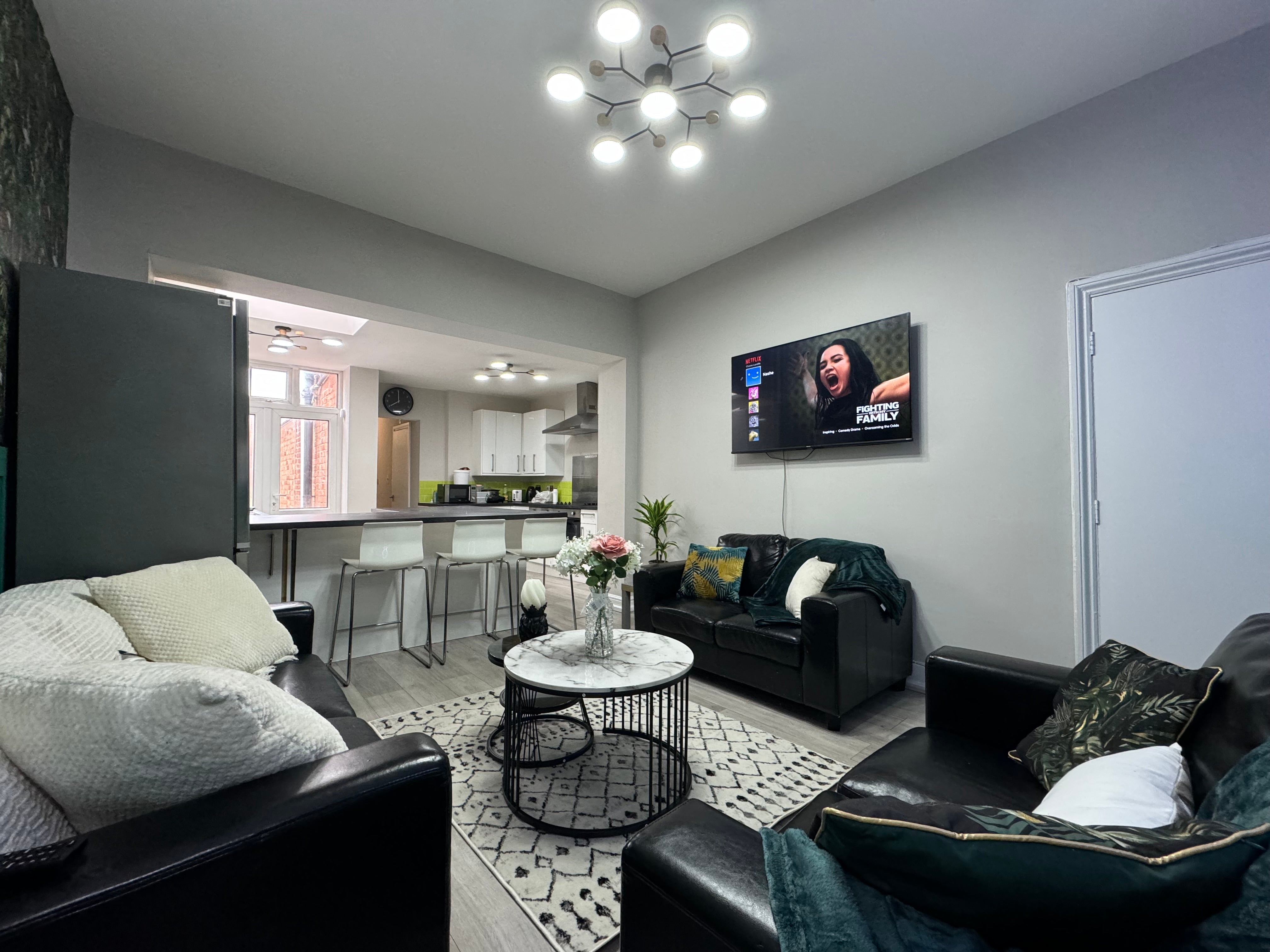 Room Raddlebarn Road in Birmingham