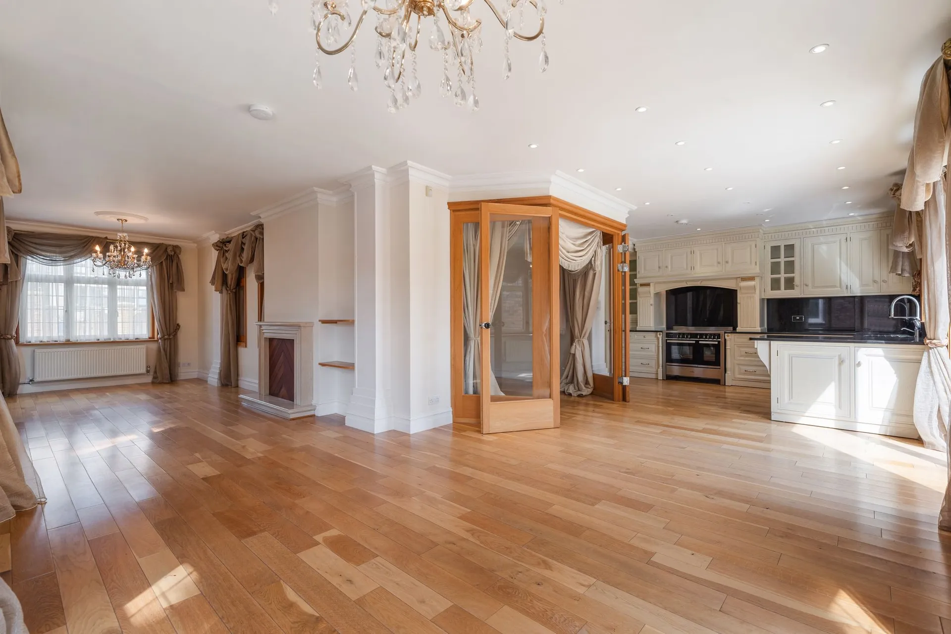 House Laburnum Grove in Greater London