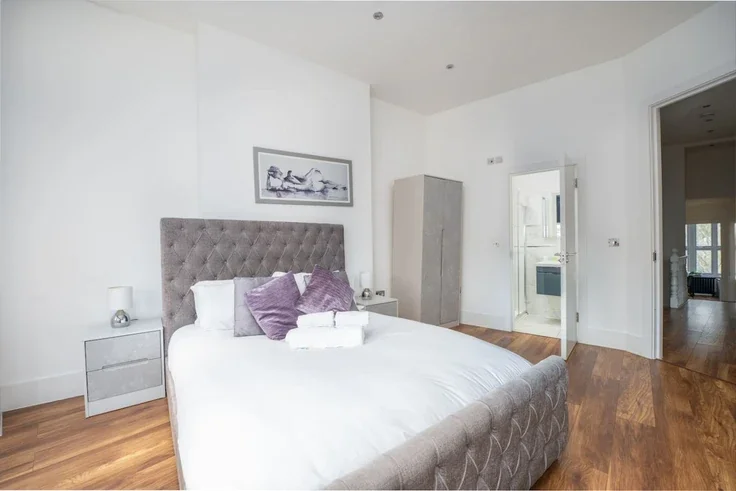 Flat Muswell Hill Broadway in Greater London