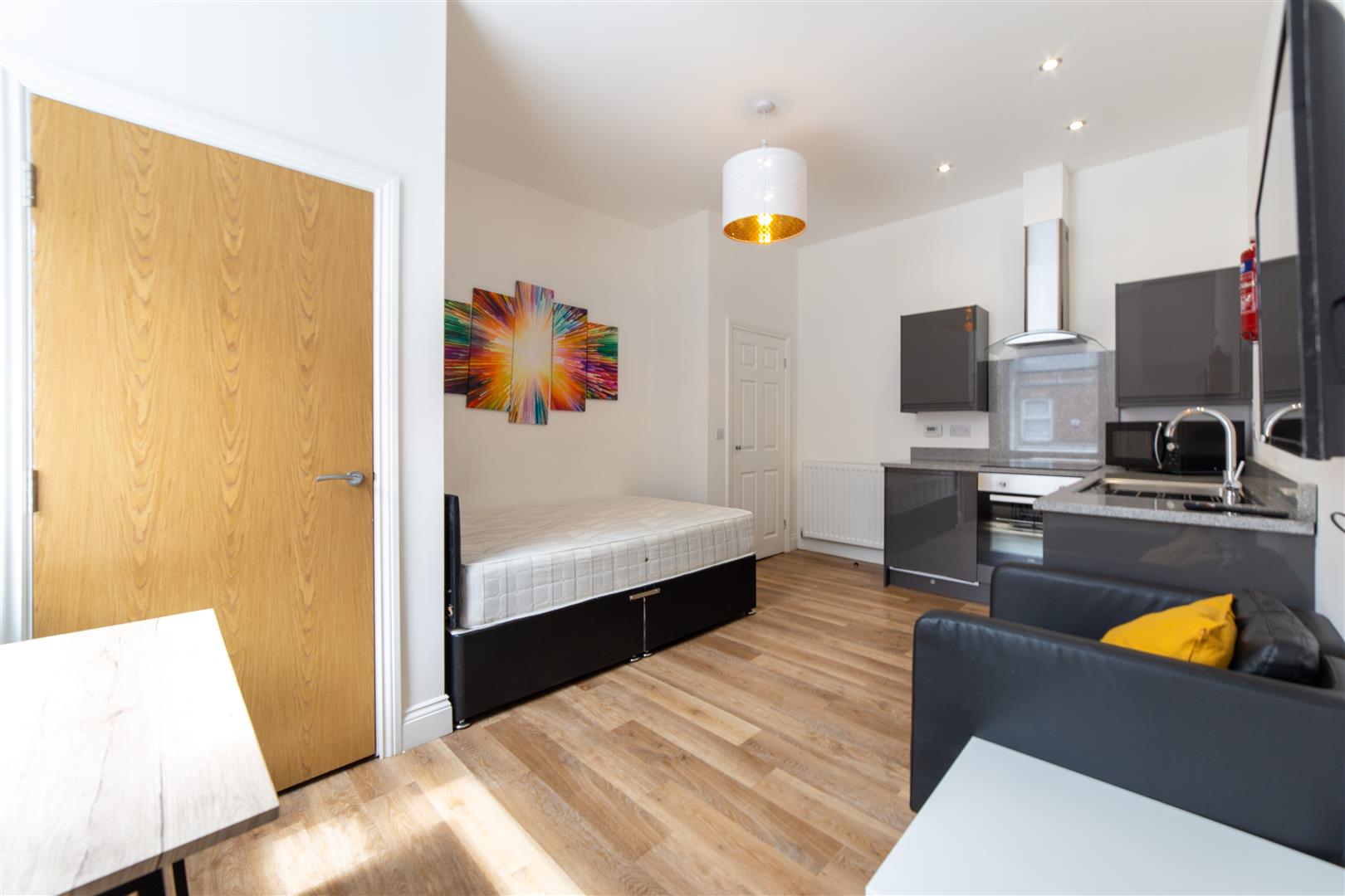 Flat Ridley Place in Newcastle upon Tyne