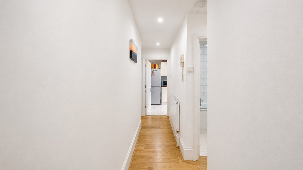 Room Cephas Street in Greater London
