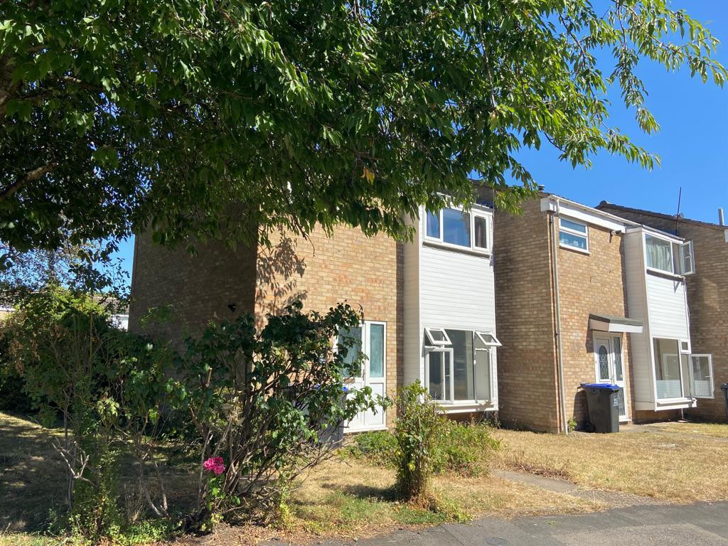 Flat Calder Walk in Royal Leamington Spa