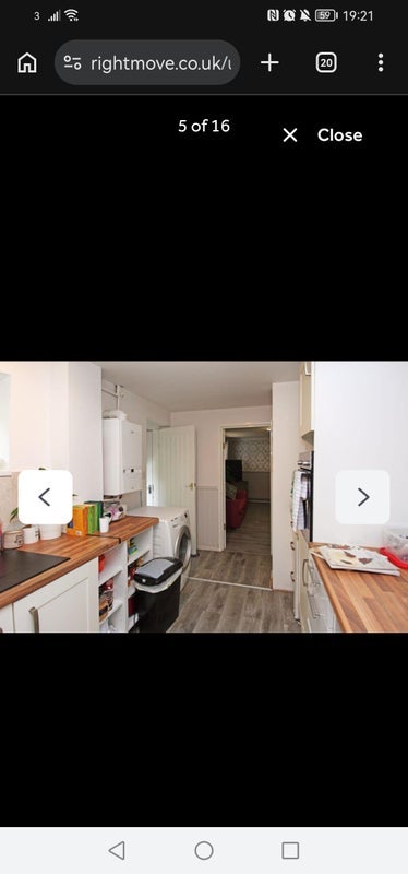 Room Woodside Avenue in Madeley
