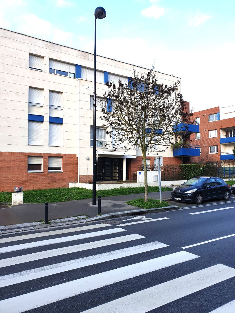 Chambre Rue Colette à Montigny-le-Bretonneux