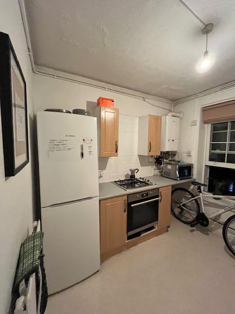 Room Loughborough Road in Greater London