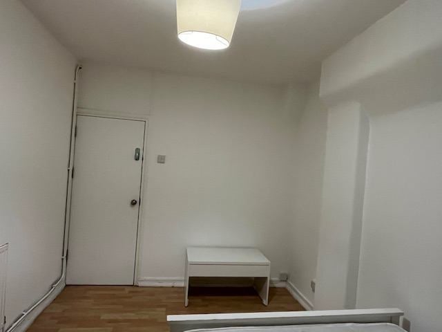 Room Loughborough Road in Greater London