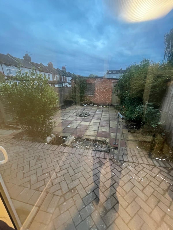 Room Pentney Road in Greater London