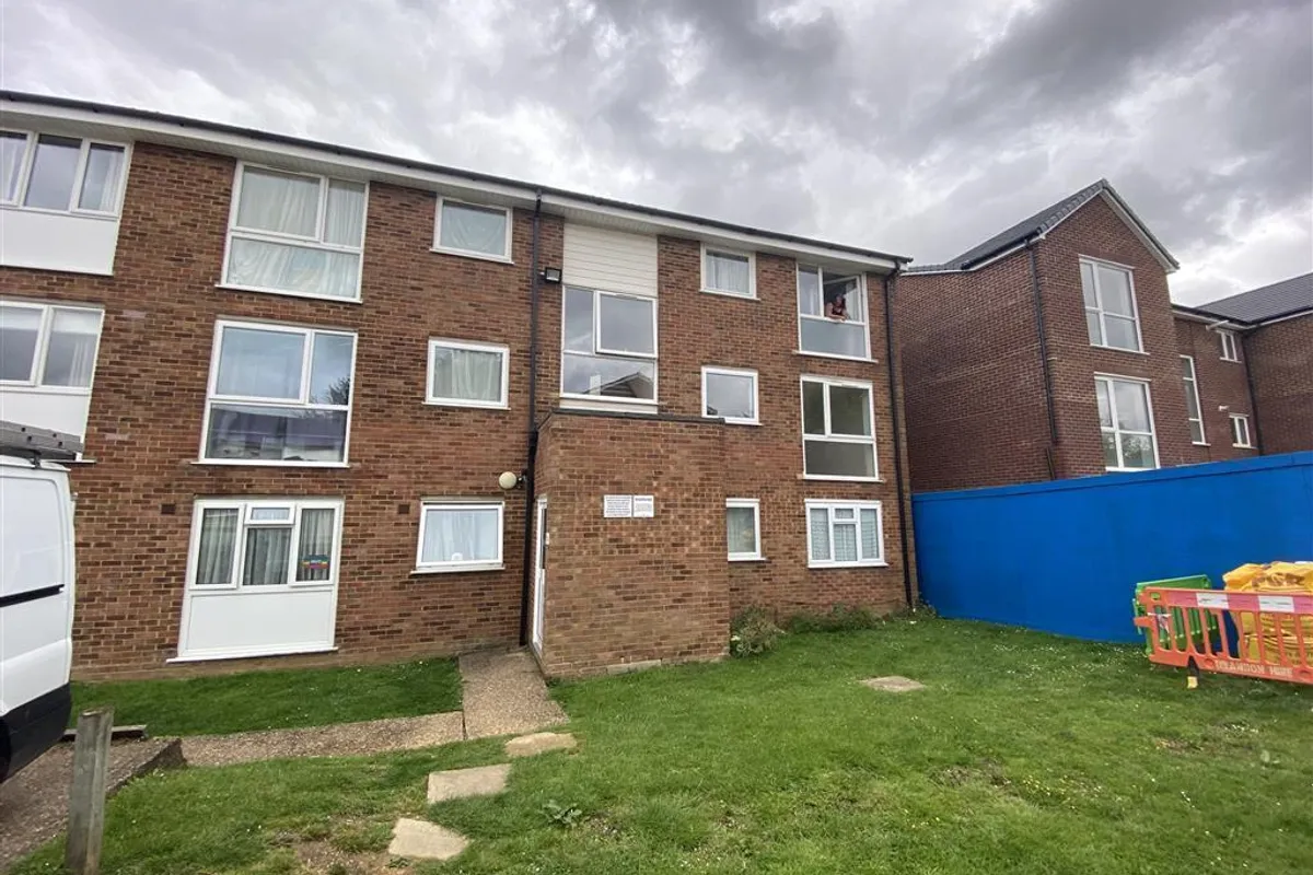 Flat Burns Drive in Dacorum