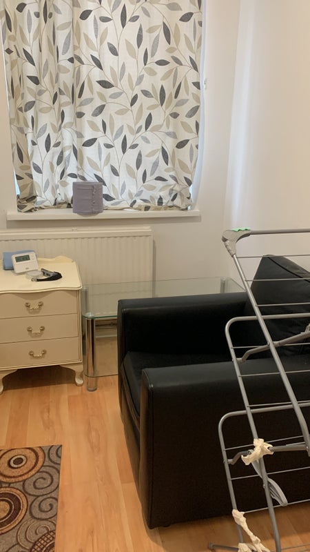 Room Lyndhurst Street in Cardiff