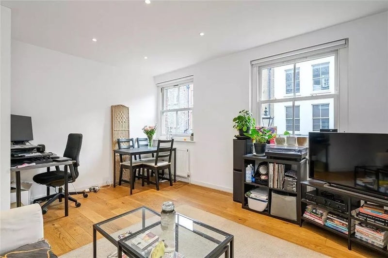 Room Exmouth Market in Greater London