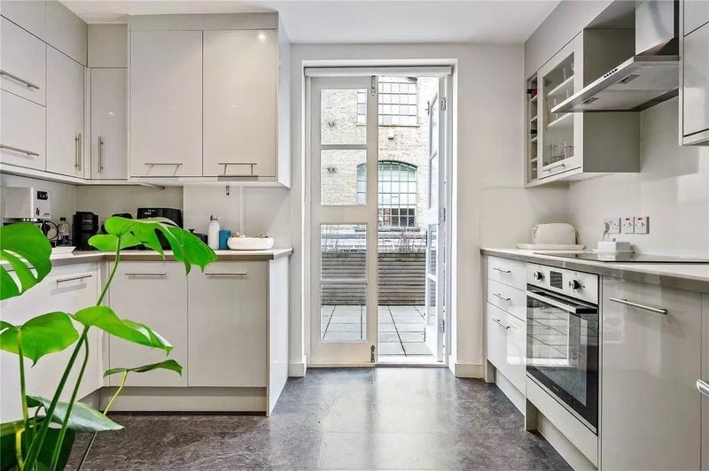 Room Exmouth Market in Greater London