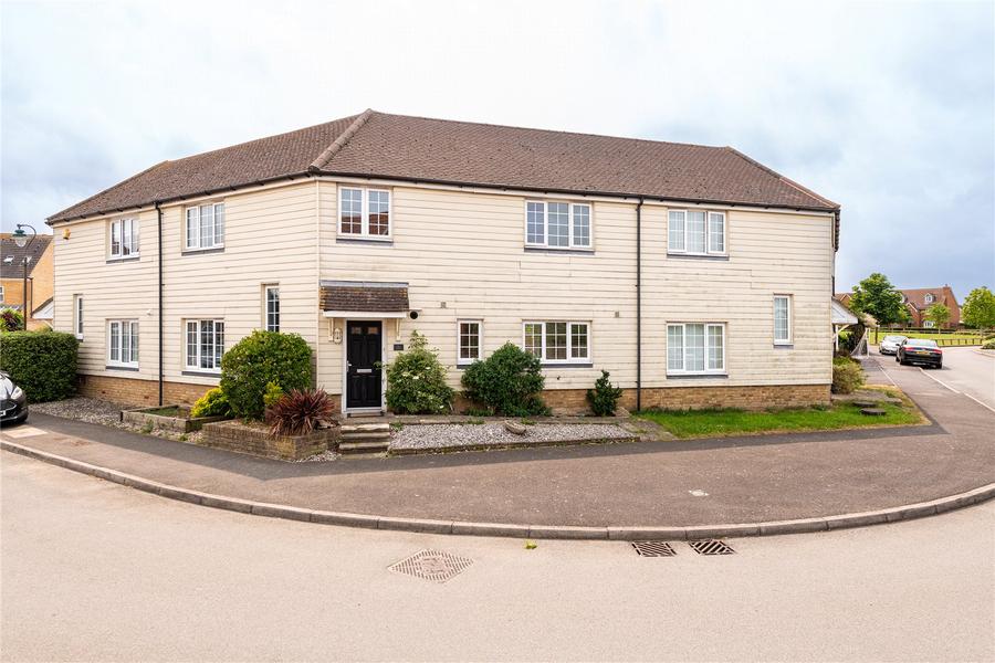 House Sanderling Way in Iwade