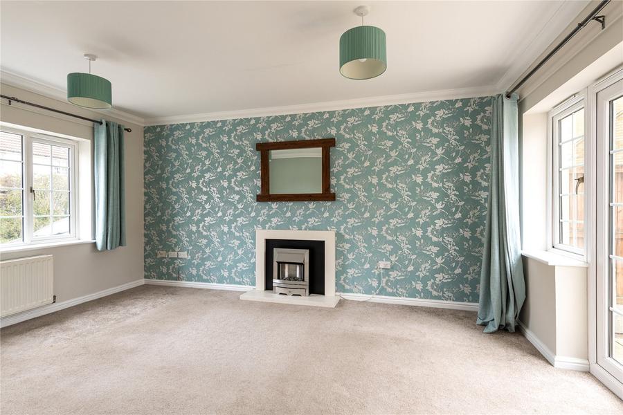 House Sanderling Way in Iwade