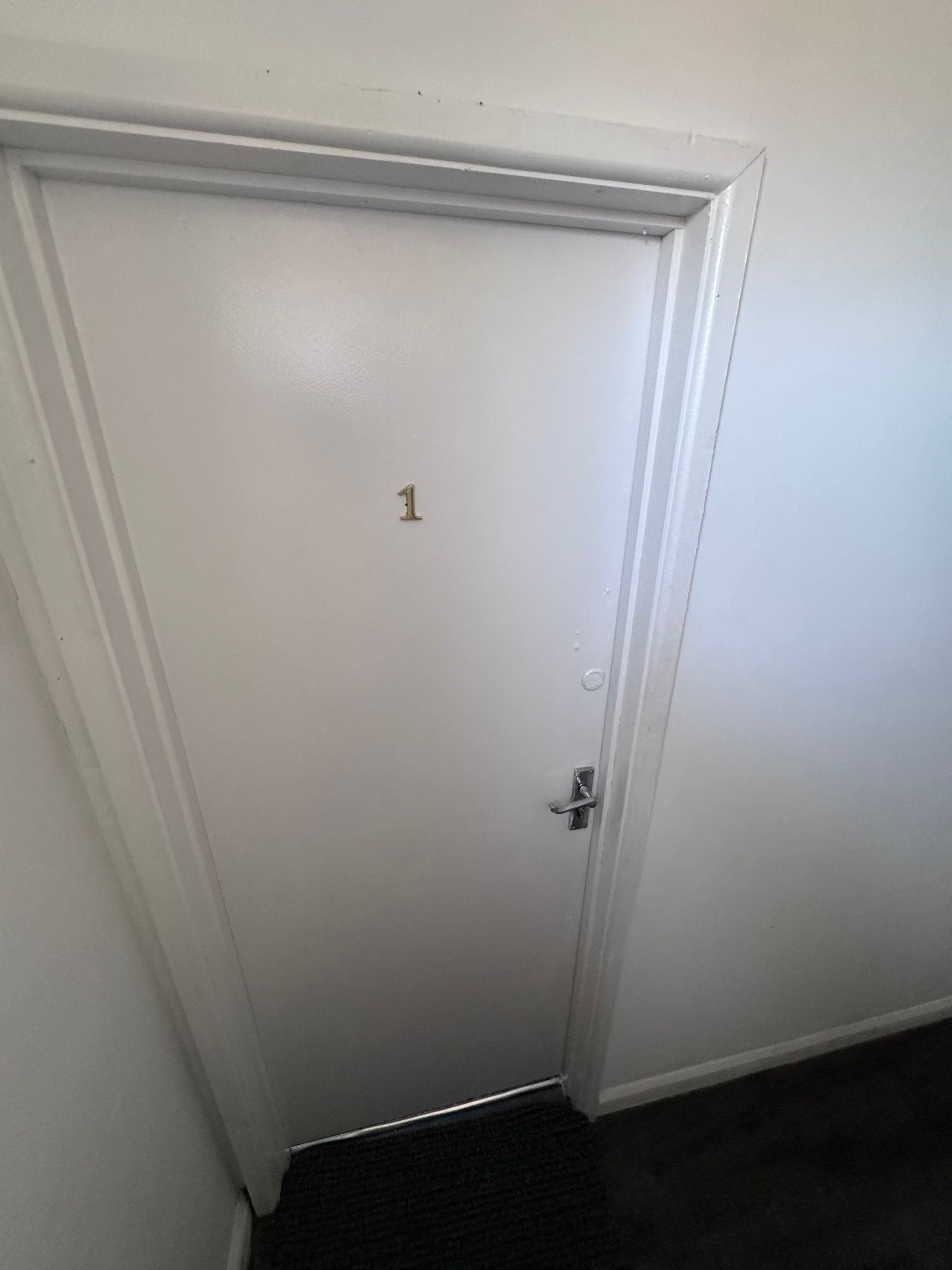 Flat Aldermoor Lane in Coventry