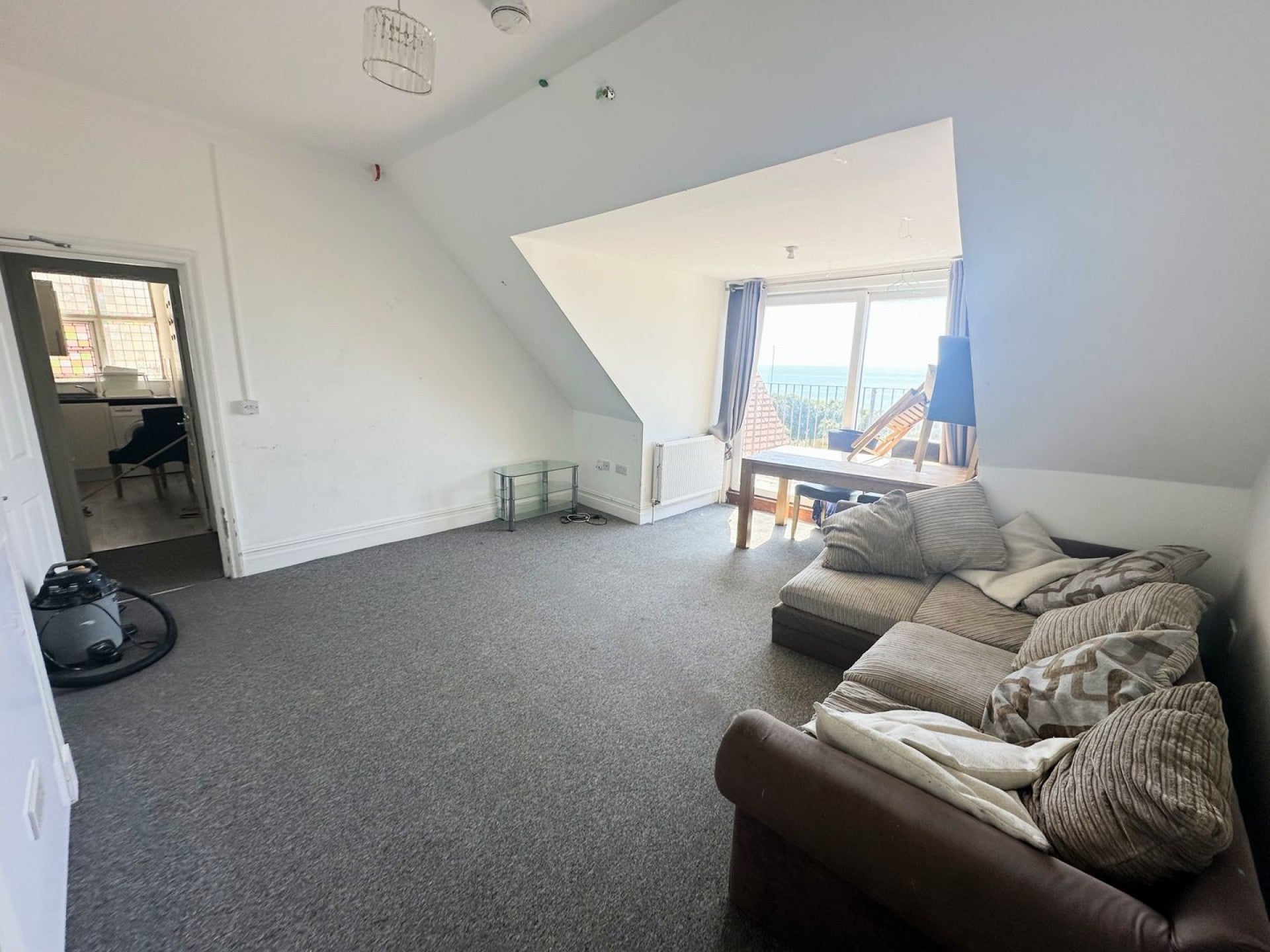 Flat Grosvenor Crescent in St Leonards
