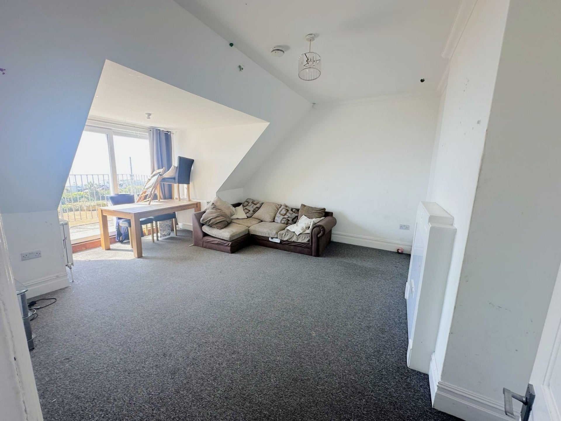 Flat Grosvenor Crescent in St Leonards