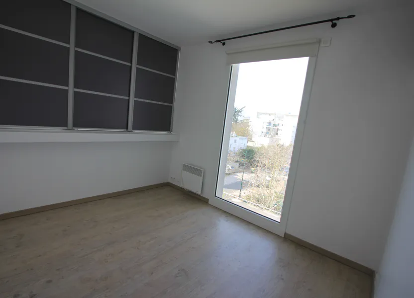 Appartement Allée de Potimarrons à Le Plessis-Robinson