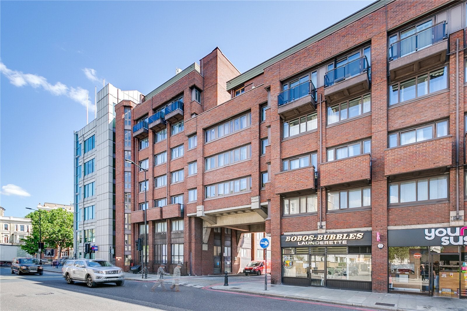 Flat Redfield Lane in Greater London