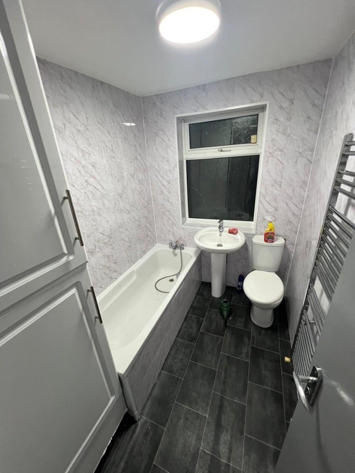 Room Coombe Road in Birmingham