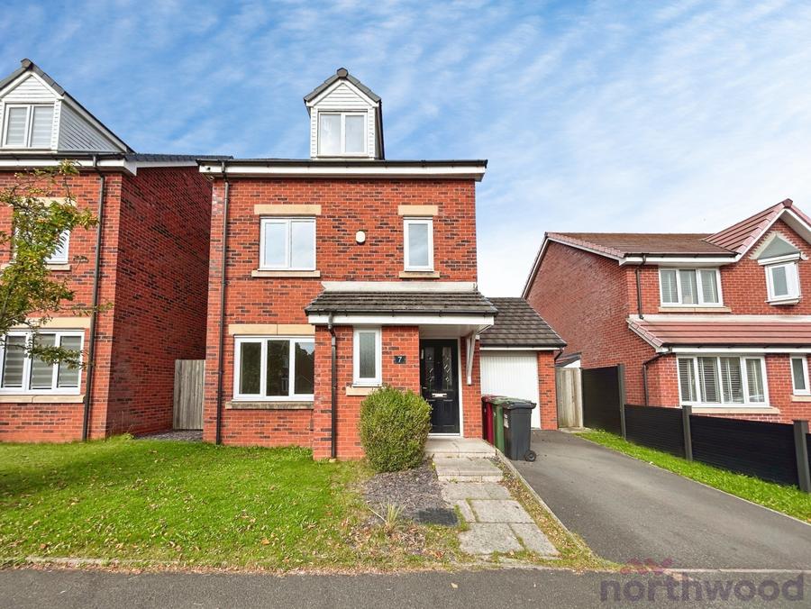 House Salisbury Avenue in Bolton