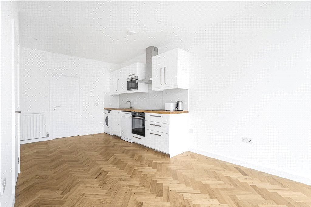 Flat West Hill in Greater London