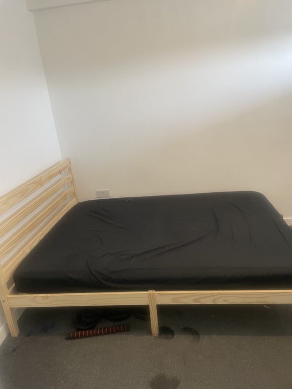 Room Gravel Walks in Royton