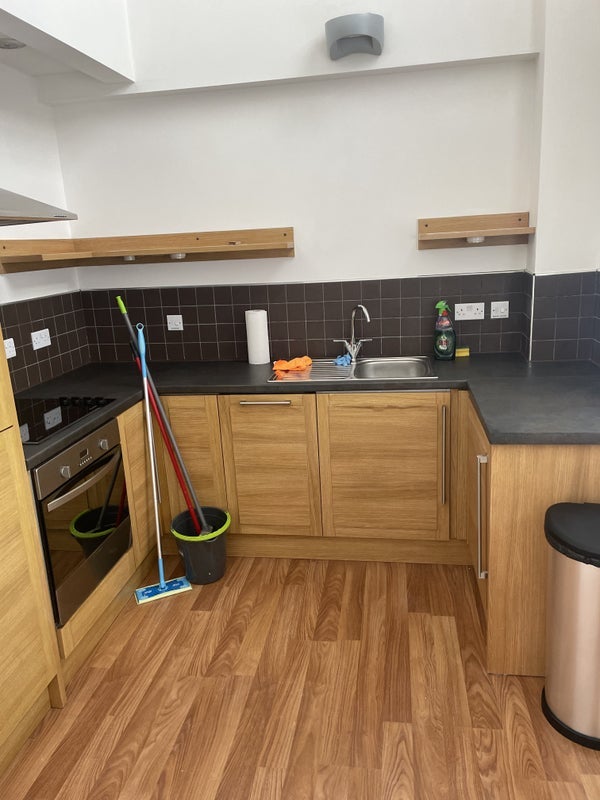 Room Gravel Walks in Royton