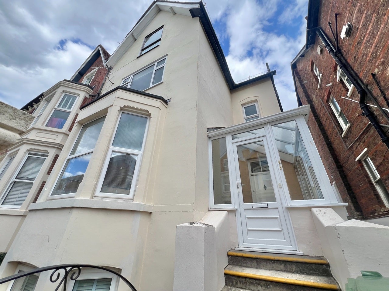 Flat Waverley Grove in Portsmouth