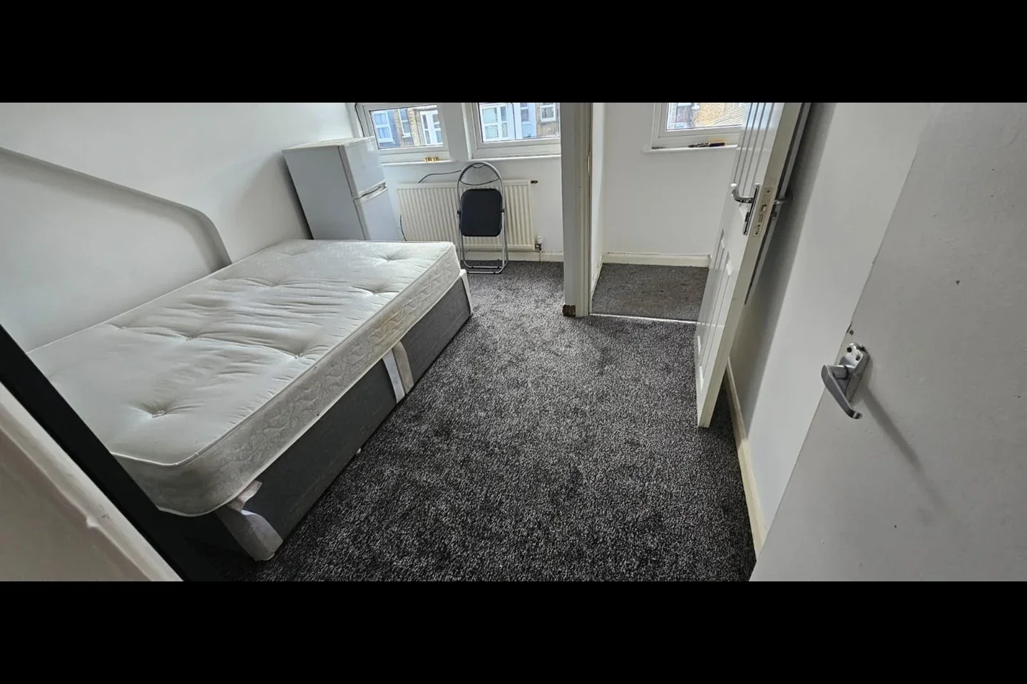 Room Clonmell Road in Greater London