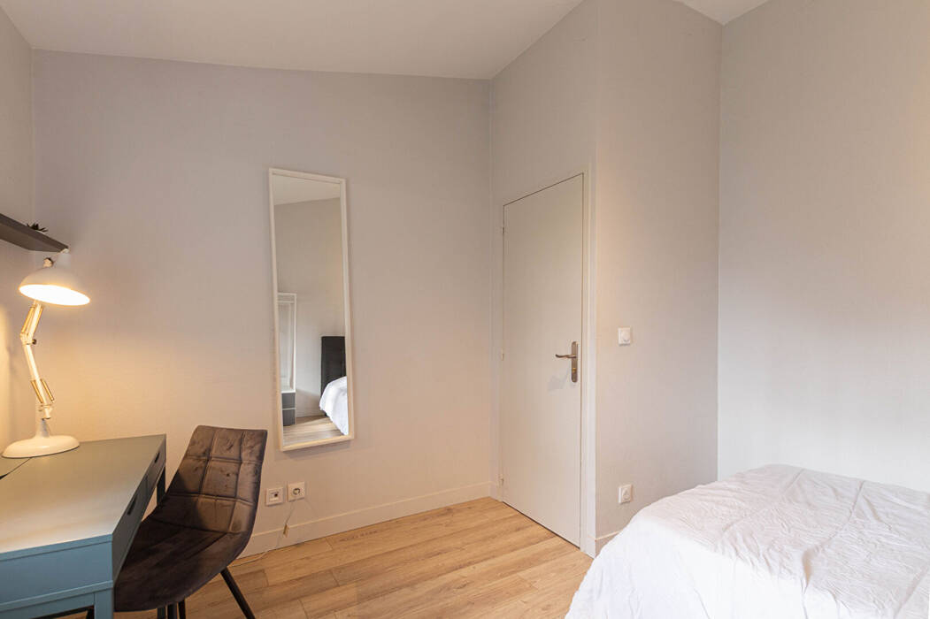 Chambre Rue du 4 Août 1789 à Villeurbanne