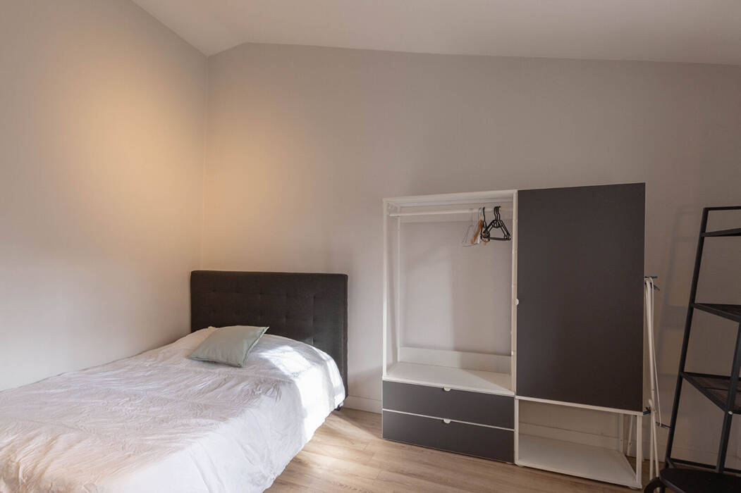 Chambre Rue du 4 Août 1789 à Villeurbanne