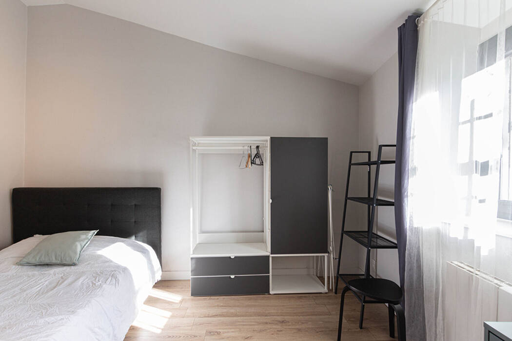 Chambre Rue du 4 Août 1789 à Villeurbanne