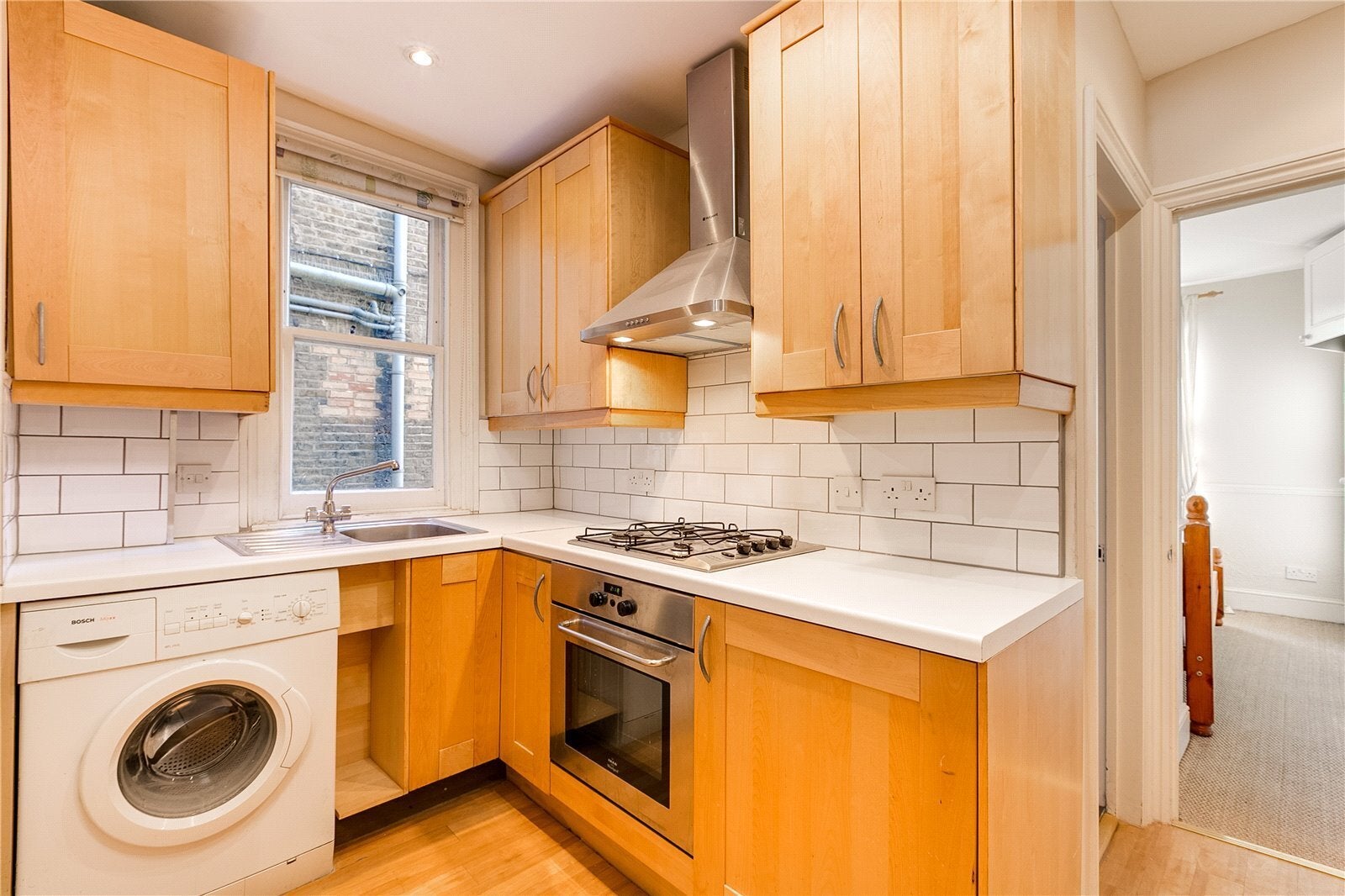 Flat Dawes Road in Greater London