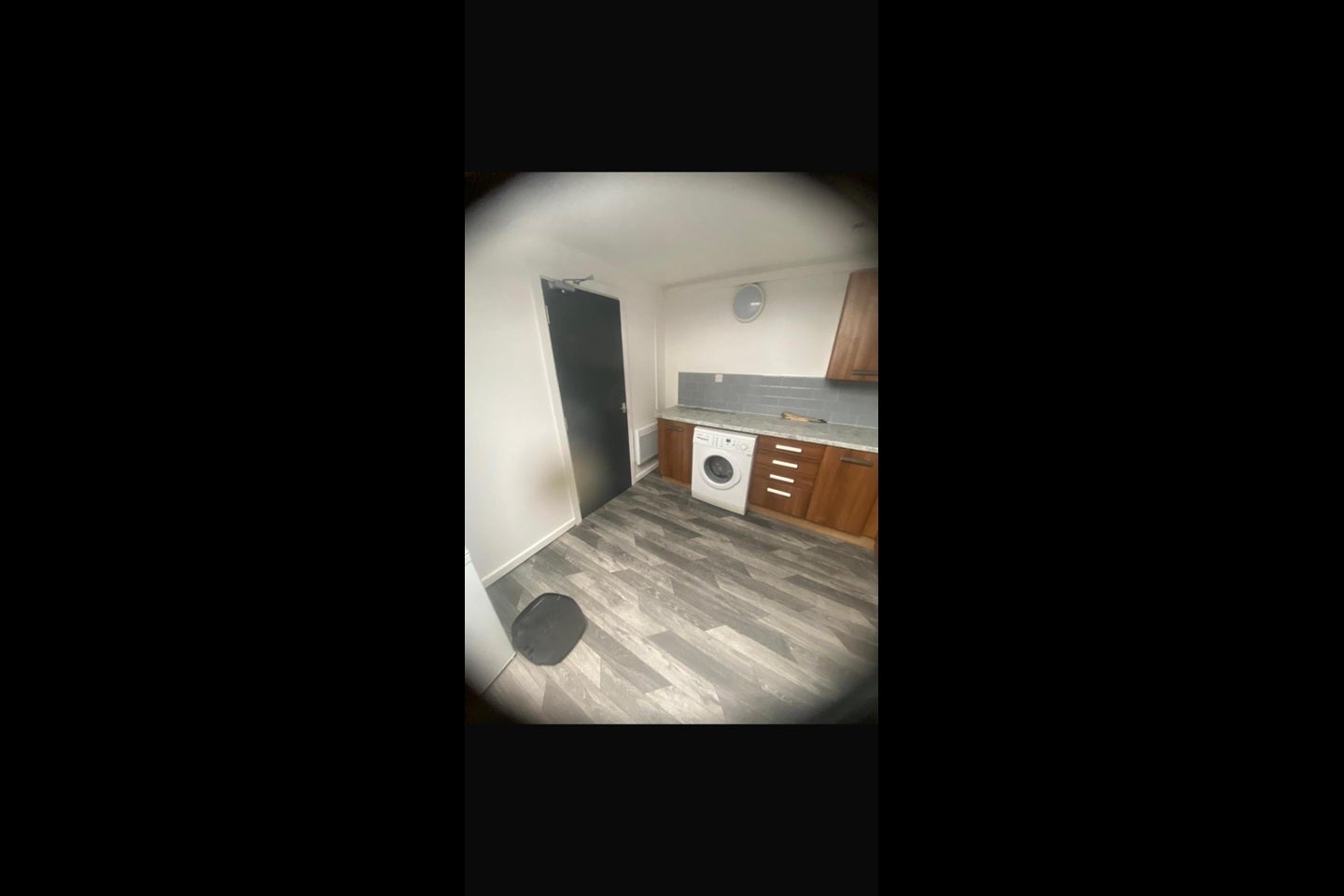 Room Fairway Drive in Bradford