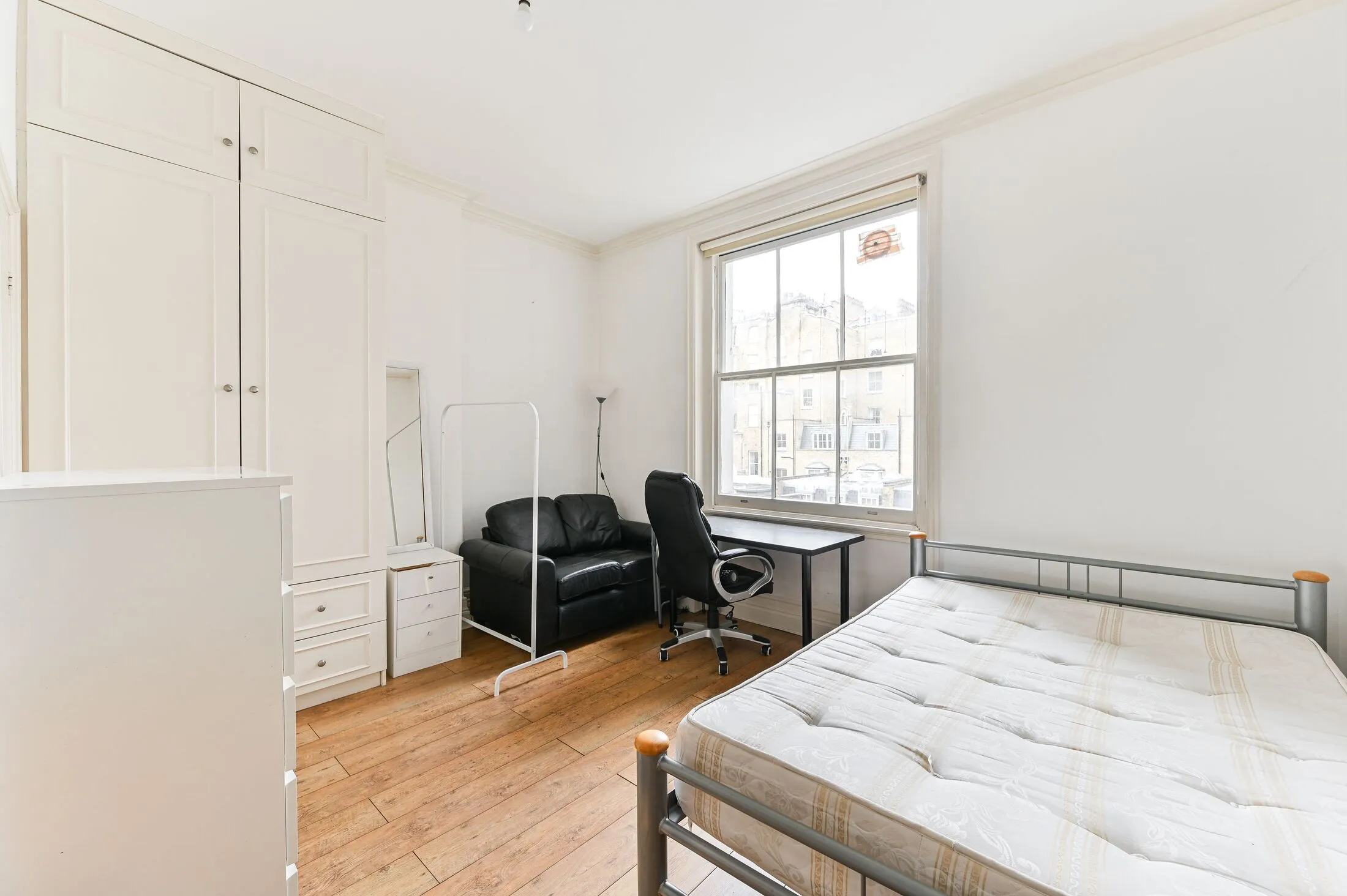 Flat Elvaston Place in Greater London