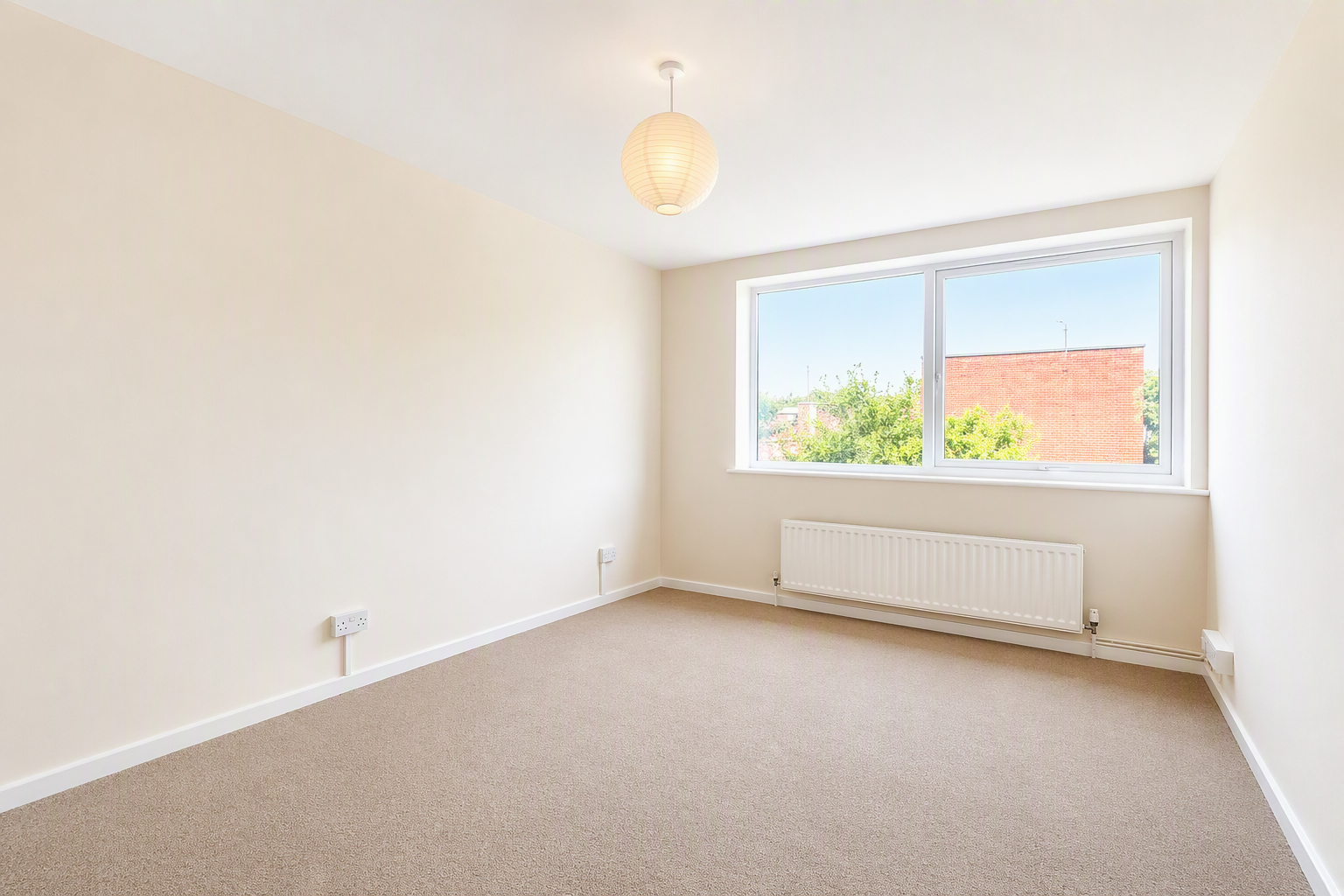 Flat Churchfields in Greater London