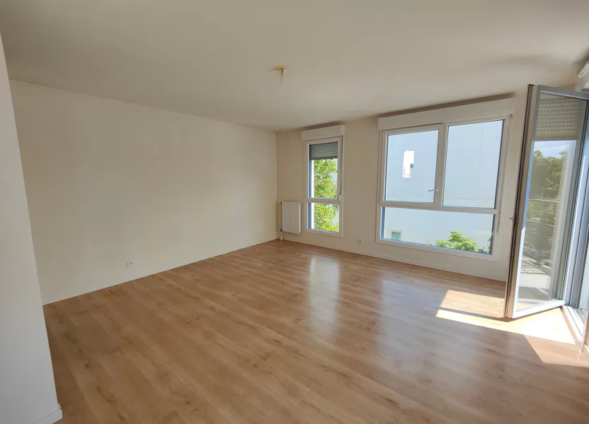 Flat Mail Gambetta in Saint-Michel-sur-Orge