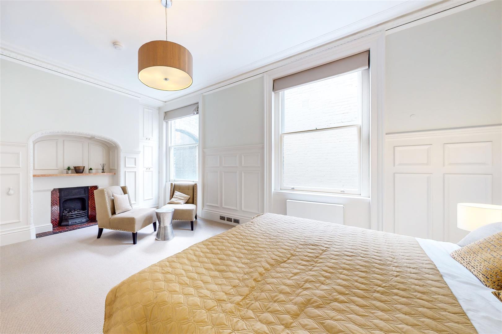 Flat Queen's Gate Terrace in Greater London